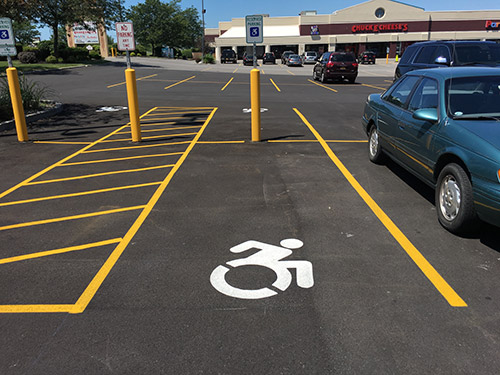 Handicap line painting parking